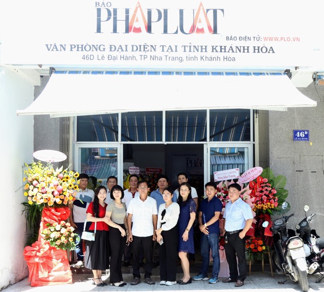 Ra mắt Văn phòng đại diện báo Pháp luật TPHCM tại Khánh Hòa ảnh 1