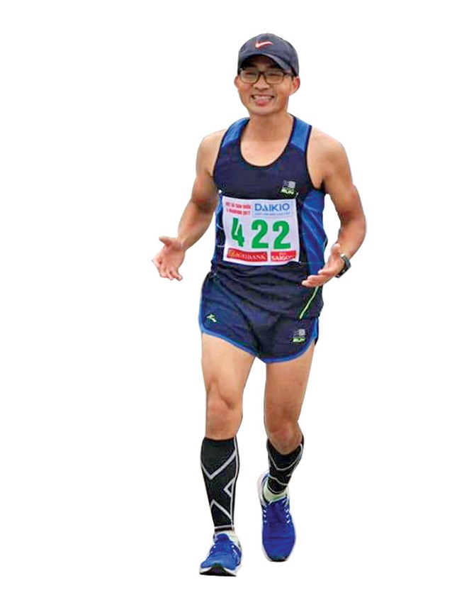 Người Việt đầu tiên thách thức marathon tại Everest ảnh 1
