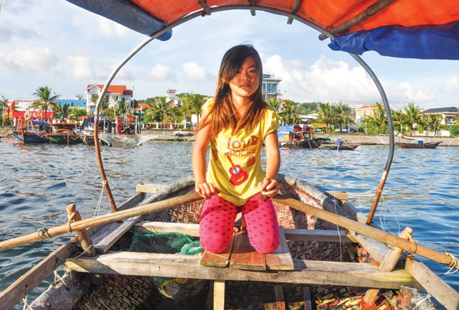 Hạ Long tương phản ảnh 3
