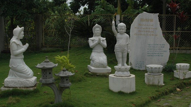 Về ngôi chùa nơi quy y cho bò ảnh 3