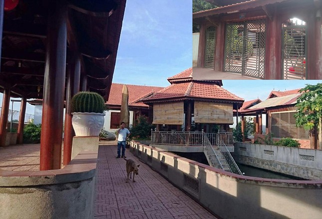 Những tòa nhà gỗ khủng ở huyện nổi tiếng về phá rừng ảnh 2