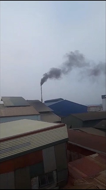 Nhà xưởng 'nhảy dù', dân khốn khổ vì ô nhiễm ảnh 1