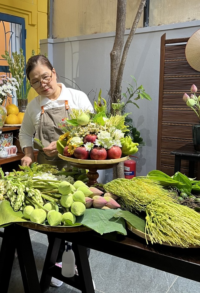 Hà Nội: Mẹt lợn quay nghệ thuật gây sốt dịp rằm tháng Giêng ảnh 5