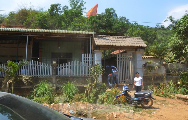 Gia đình mắc bệnh lạ: Vui sống giữa tận cùng cảnh khổ ảnh 2