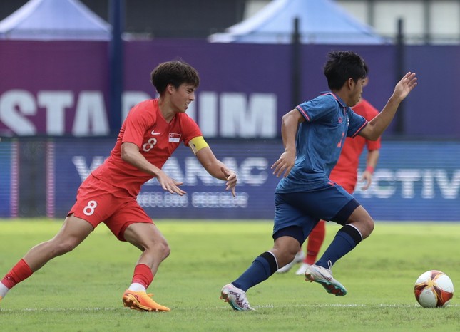 Trực tiếp bóng đá SEA Games 32 U22 Thái Lan vs U22 Singapore 1-0 (H1): Thái Lan sớm mở tỷ số ảnh 1
