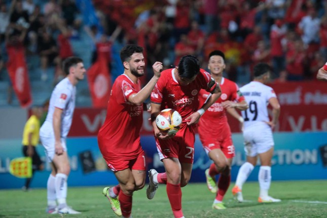 Đức Chiến, Mạnh Dũng lập công giúp Viettel đánh bại Hải Phòng 2-0 ảnh 19