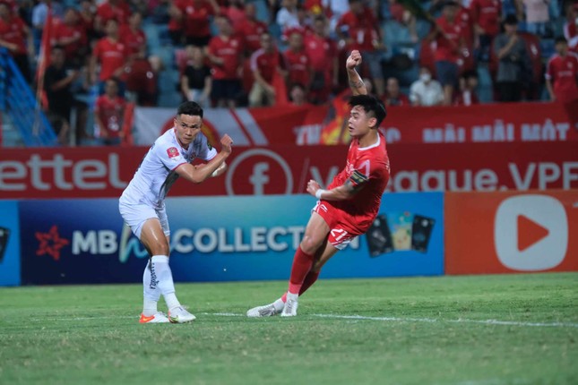 Đức Chiến, Mạnh Dũng lập công giúp Viettel đánh bại Hải Phòng 2-0 ảnh 18