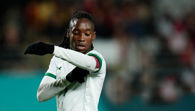 Đánh bại Zambia 5-0, Tây Ban Nha vượt lên dẫn đầu bảng C ảnh 14