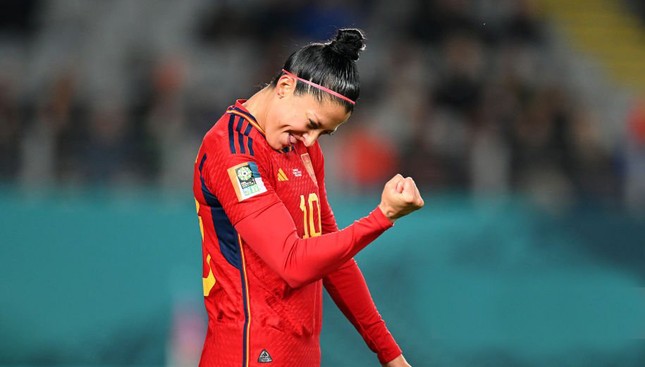 Đánh bại Zambia 5-0, Tây Ban Nha vượt lên dẫn đầu bảng C ảnh 19