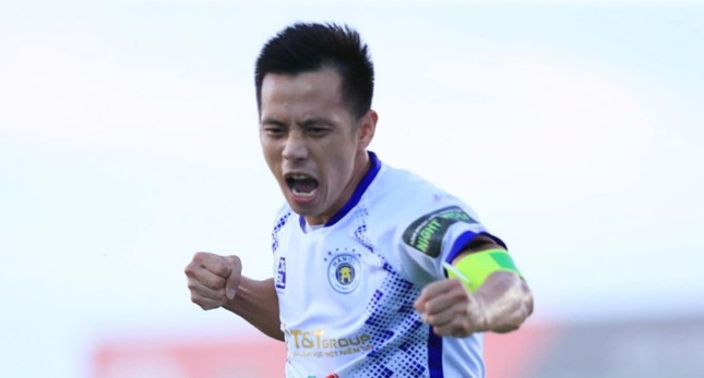 Vượt qua Nam Định 1-0, Hà Nội FC đánh chiếm ngôi đầu bảng ảnh 23