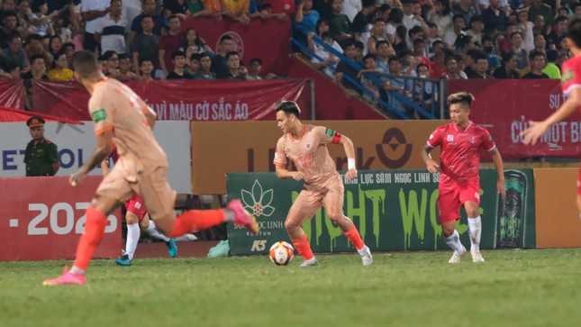 Hải Phòng gây sốc ở Hàng Đẫy, đánh bại CAHN 2-0 ảnh 19