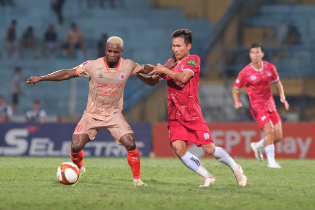 Hải Phòng gây sốc ở Hàng Đẫy, đánh bại CAHN 2-0 ảnh 4