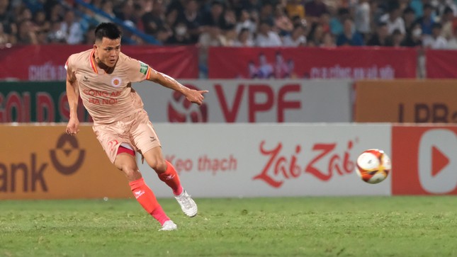 Hải Phòng gây sốc ở Hàng Đẫy, đánh bại CAHN 2-0 ảnh 28