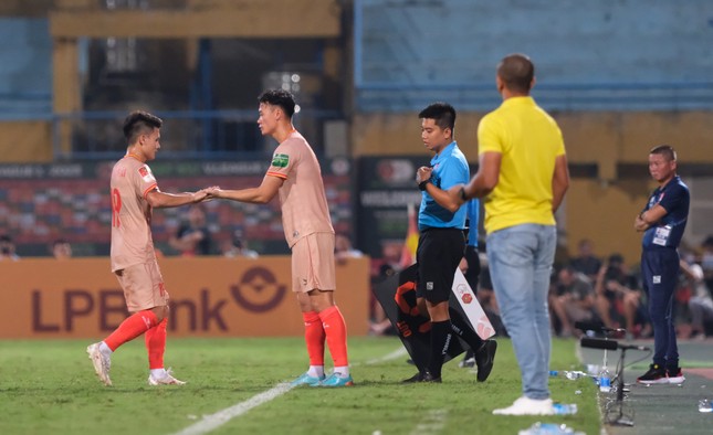 Hải Phòng gây sốc ở Hàng Đẫy, đánh bại CAHN 2-0 ảnh 9
