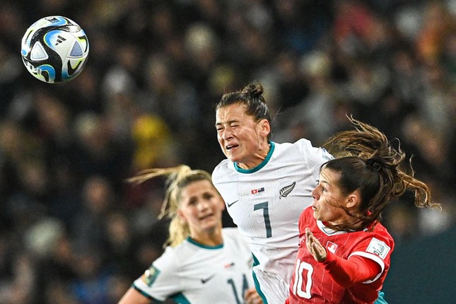 Tuyển nữ New Zealand đi vào lịch sử World Cup với kỷ lục đáng quên ảnh 1