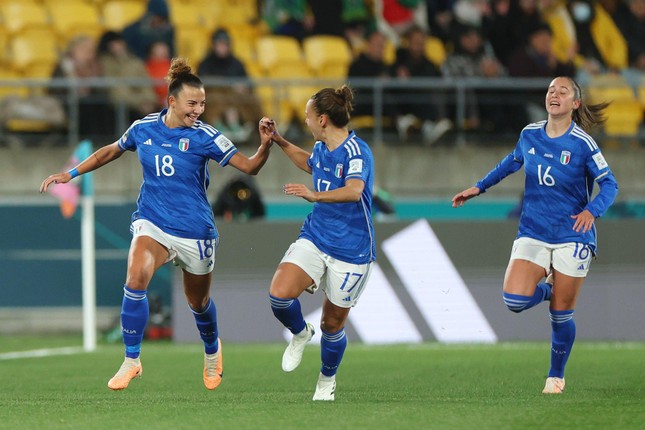 Đánh bại Italia, Nam Phi giành vé vào vòng 1/8 World Cup 2023 ảnh 15