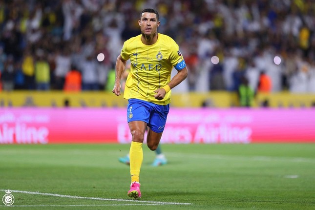 Ronaldo đứng trước cơ hội giành chiếc cúp đầu tiên tại Al Nassr ảnh 1