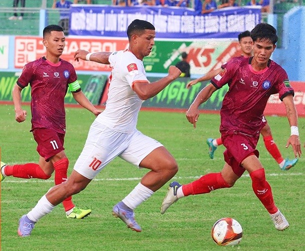 SHB Đà Nẵng thắng tưng bừng nhưng vẫn rớt hạng ảnh 1