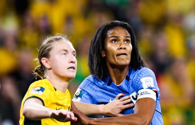 Đánh bại Pháp trên chấm luân lưu, Australia lần đầu vào bán kết World Cup ảnh 6