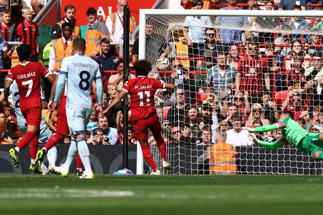 Mac Allister nhận thẻ đỏ, Liverpool vẫn thắng Bournemouth 3-1 ảnh 13