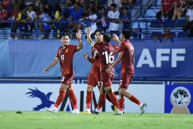 Thắng nhẹ Brunei, U23 Thái Lan độc chiếm ngôi đầu bảng A ảnh 1