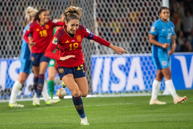 Người hùng giúp Tây Ban Nha vô địch World Cup 2023 nhận hung tin ở quê nhà ảnh 1