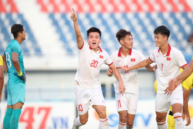Indonesia tố hậu vệ U23 Việt Nam đánh nguội, đòi bỏ giải AFF ảnh 2