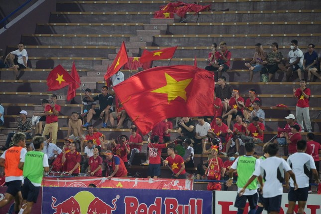 Hiệp 2 bùng nổ, U23 Việt Nam hạ U23 Guam 6-0 ảnh 29