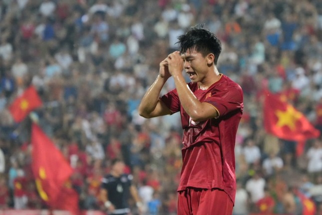Hiệp 2 bùng nổ, U23 Việt Nam hạ U23 Guam 6-0 ảnh 13