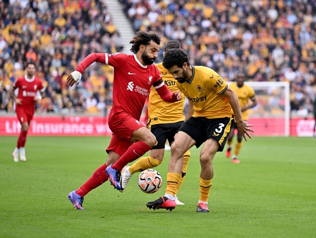 Liverpool ngược dòng đánh bại Wolves, tạm dẫn đầu bảng xếp hạng ảnh 10