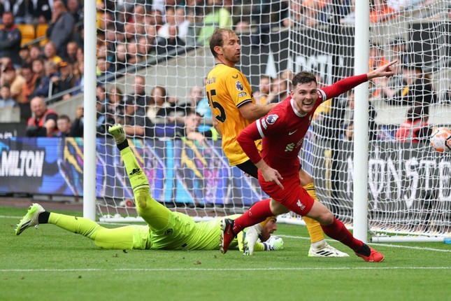 Liverpool ngược dòng đánh bại Wolves, tạm dẫn đầu bảng xếp hạng ảnh 3