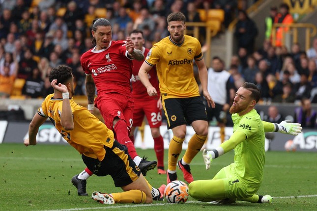 Liverpool ngược dòng đánh bại Wolves, tạm dẫn đầu bảng xếp hạng ảnh 5