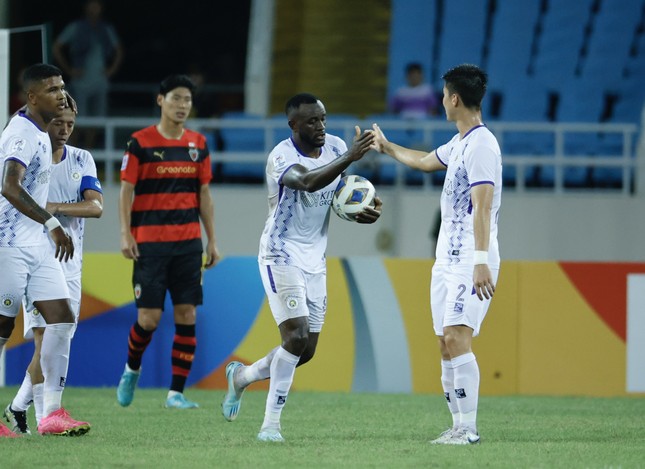 Hà Nội FC có màn thể hiện tốt dù thua Pohang Steelers 2-4 ảnh 7