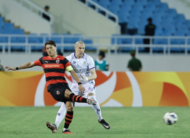 Hà Nội FC có màn thể hiện tốt dù thua Pohang Steelers 2-4 ảnh 23