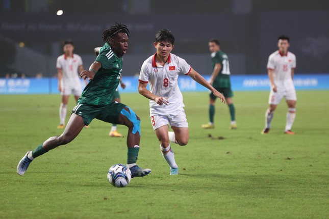 Thua Olympic Saudi Arabia 1-3, Olympic Việt Nam chia tay Asiad 19 ảnh 9
