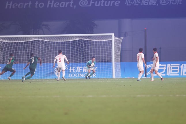Thua Olympic Saudi Arabia 1-3, Olympic Việt Nam chia tay Asiad 19 ảnh 6
