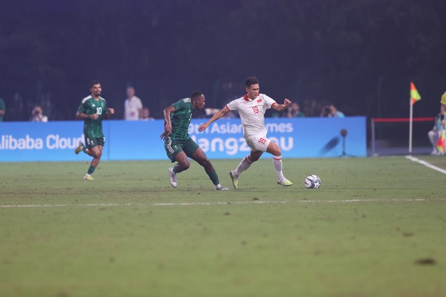 Thua Olympic Saudi Arabia 1-3, Olympic Việt Nam chia tay Asiad 19 ảnh 3