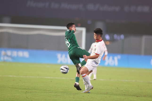 Thua Olympic Saudi Arabia 1-3, Olympic Việt Nam chia tay Asiad 19 ảnh 14
