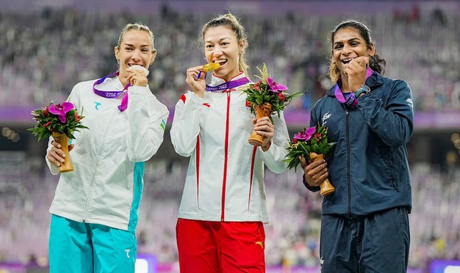 VĐV Ấn Độ tố đồng đội chuyển giới để dự Asiad 19 ảnh 1