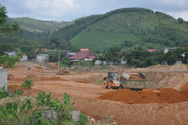 Xẻ núi, khai thác đất tràn lan phục vụ dự án BĐS ở Yên Bái ảnh 4