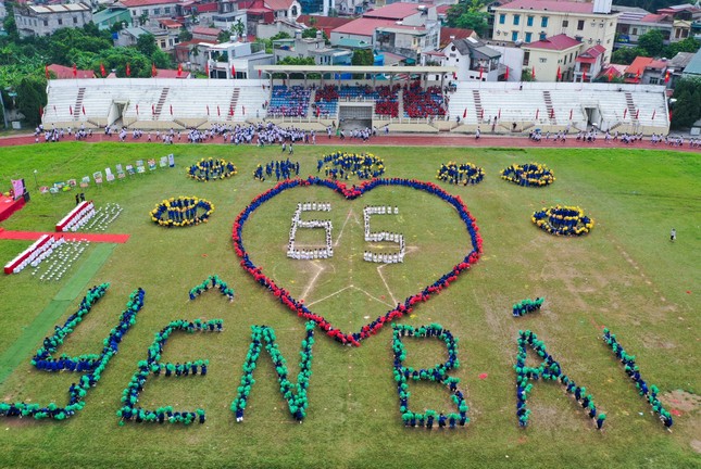 Hơn 5.000 đoàn viên tham gia ngày hội 'Bác Hồ trong trái tim tuổi trẻ Yên Bái' ảnh 9