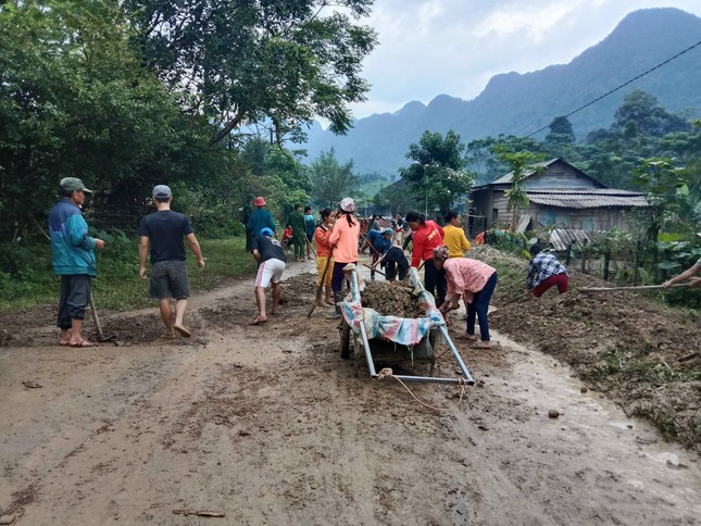 Chàng 'Đan Kô' của người Rục ảnh 1