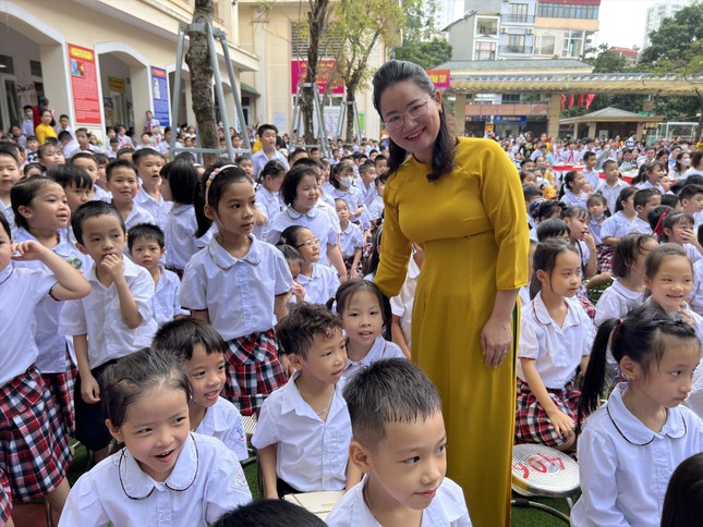 Hiệu trưởng phải chịu trách nhiệm nếu để xảy ra lạm thu ảnh 2