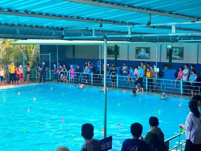Hơn 10.000 trẻ ở Đắk Nông được dạy kỹ năng phòng chống đuối nước ảnh 2