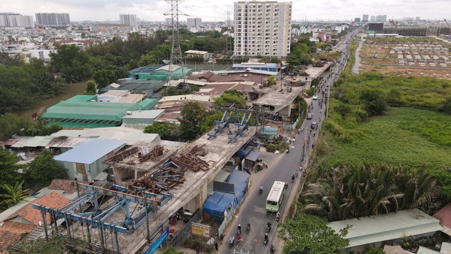 Tái khởi động thi công dự án cầu gần nghìn tỷ tại TPHCM sau nhiều năm bất động ảnh 1