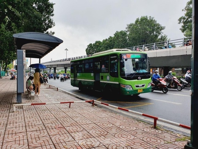TPHCM: 4 tuyến xe buýt trợ giá tăng chuyến từ 28/8 ảnh 1