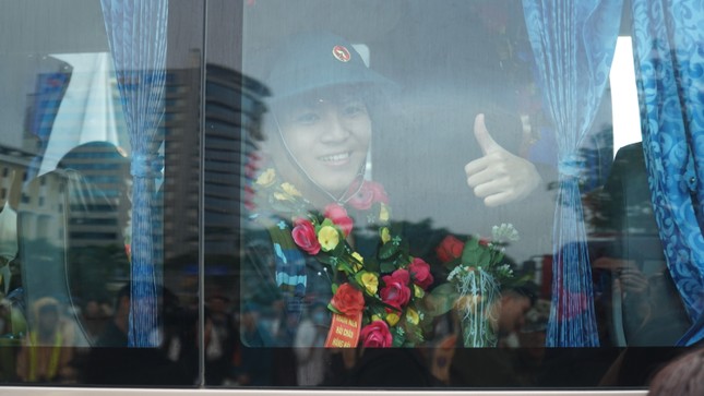 Hơn 1.000 thanh niên Đà Nẵng hào hứng bước lên cầu vinh quang ảnh 10