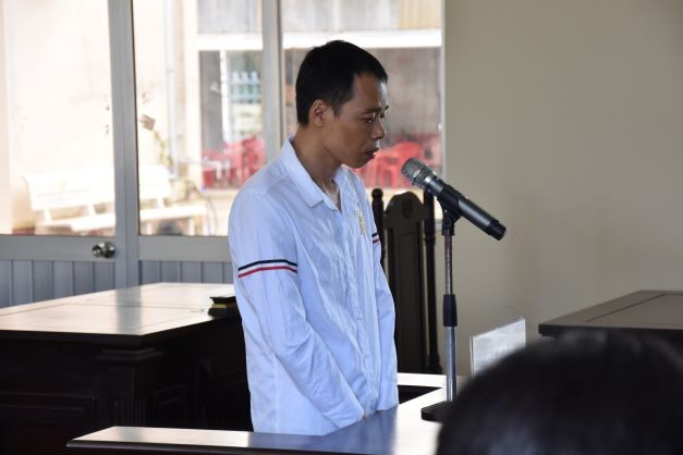 Đâm đồng nghiệp đang ngủ, lĩnh 12 năm tù ảnh 1