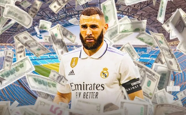 Benzema muốn rời Real Madrid vì đề nghị 400 triệu euro từ Saudi Arabia ảnh 1