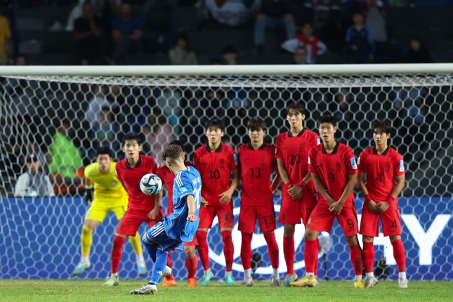 Thần đồng Italia lập siêu phẩm loại U20 Hàn Quốc ở bán kết U20 World Cup 2023 - Ảnh 2.